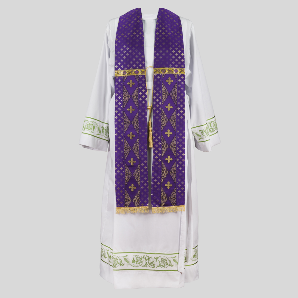 Camice con stola viola